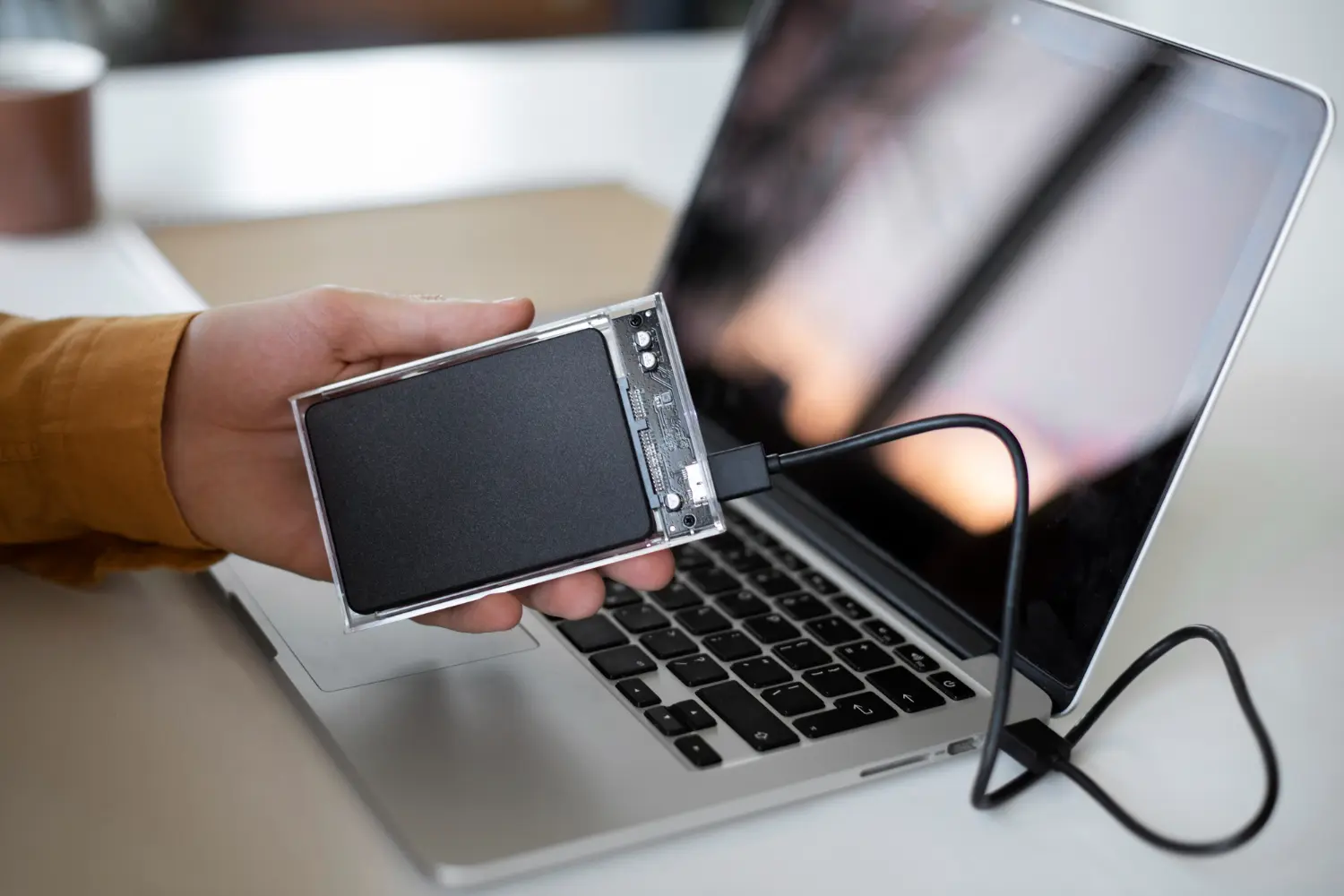 perbedaan laptop ram 8gb dan ram 16gb
